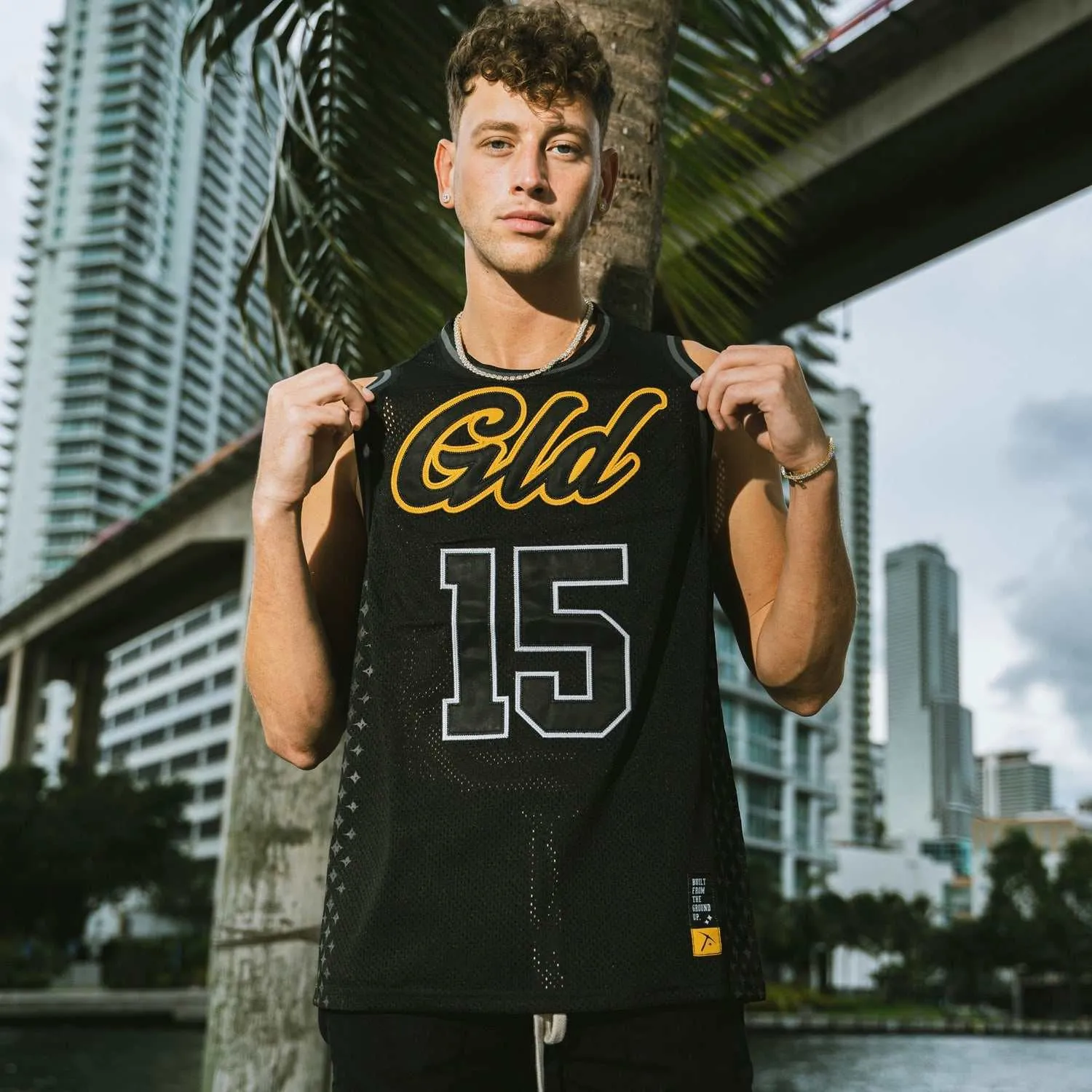 Basketball Jersey in Black